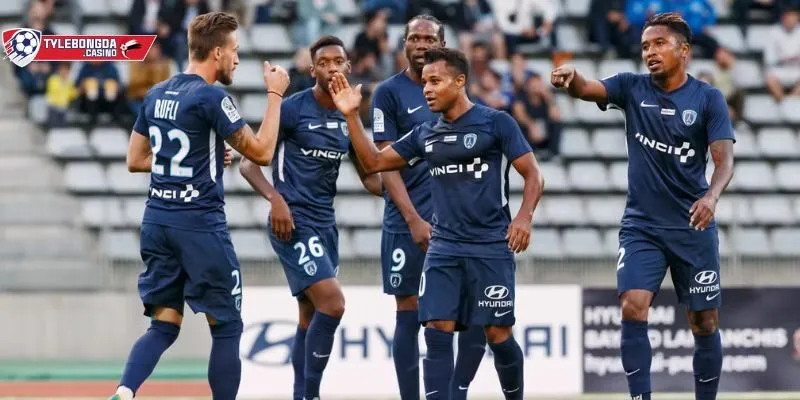 Lối đá pressing tầm cao giúp Paris FC áp đảo nhiều đối thủ